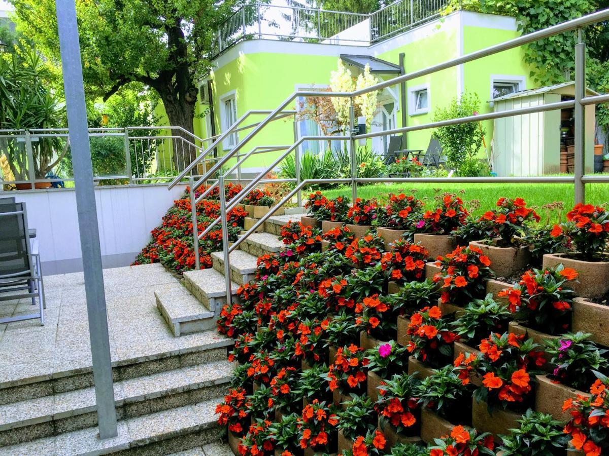 Ajo Vienna Terrace - Contactless Check-In Apartman Kültér fotó